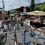 Skill Mountain - Und Bike Im Sommer Mit Joker Card Auberge de jeunesse Saalbach-Hinterglemm