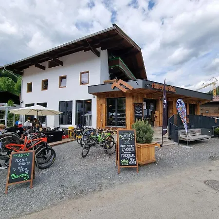 Skill Mountain - Und Bike Im Sommer Mit Joker Card * Saalbach-Hinterglemm