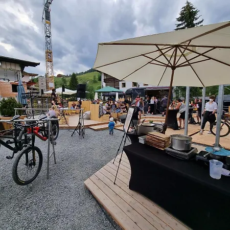 ホステル Skill Mountain - Und Bike Im Sommer Mit Joker Card ザールバッハ・ヒンターグレム