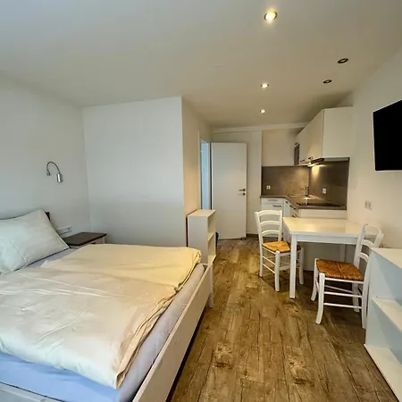 Hostal Skill Mountain - Und Bike Im Sommer Mit Joker Card