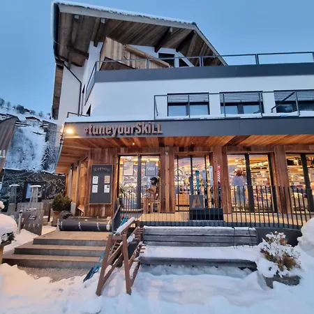 Skill Mountain - Und Bike Im Sommer Mit Joker Card * Saalbach-Hinterglemm