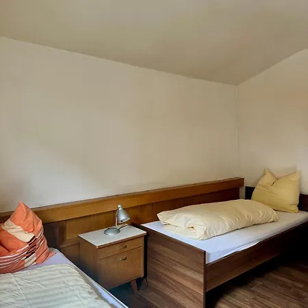 Skill Mountain - Und Bike Im Sommer Mit Joker Card Hostel *