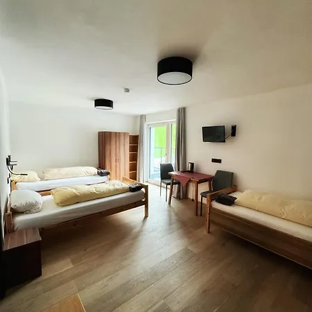 Skill Mountain - Und Bike Im Sommer Mit Joker Card Hostel Saalbach-Hinterglemm