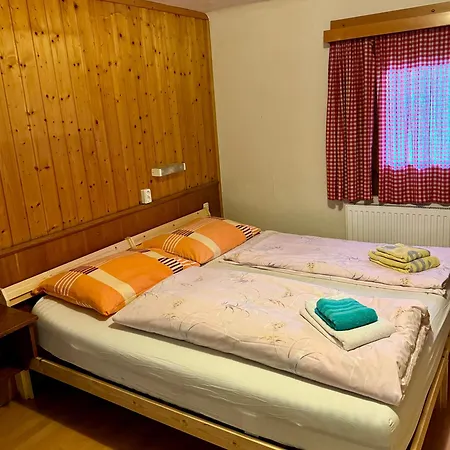 Skill Mountain - Und Bike Im Sommer Mit Joker Card Hostel Σάαλμπαχ-Χίντεργκλεμ