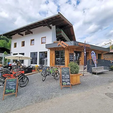 Skill Mountain - Und Bike Im Sommer Mit Joker Card *