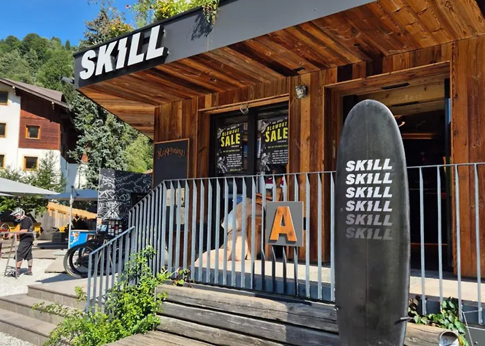 Skill Mountain - Und Bike Im Sommer Mit Joker Card